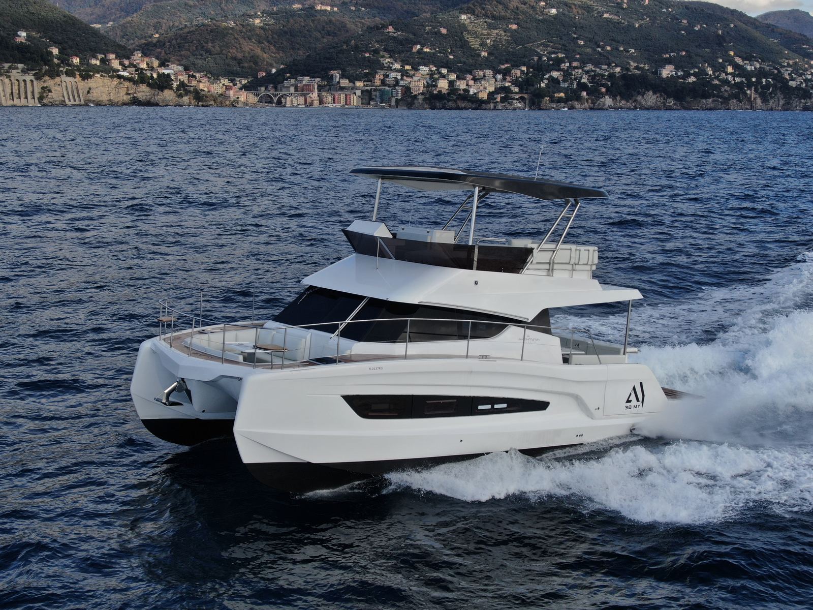 Aventura 38 FLY
